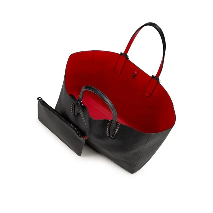Cabata Large – Tote Bag – Kalbsleder und Nieten – Schwarz Cabata Large – Tote Bag – Kalbsleder und Nieten – Schwarz