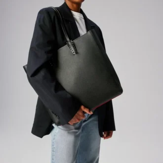Cabata – Tote Bag – Kalbsleder und Spikes – Schwarz