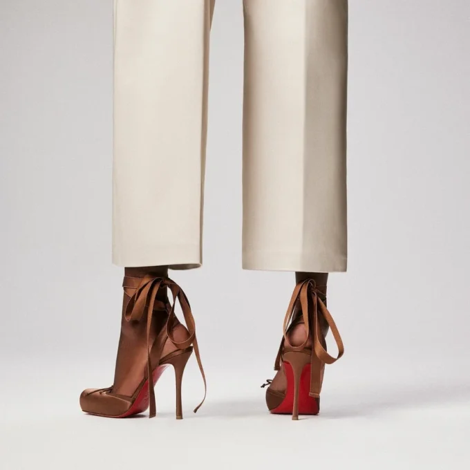 Cassia Lace up – 100 mm Riemchenpumps – Krepp-Satin – Nude 5 – Damen Cassia Lace up – 100 mm Riemchenpumps – Krepp-Satin – Nude 5 – Damen