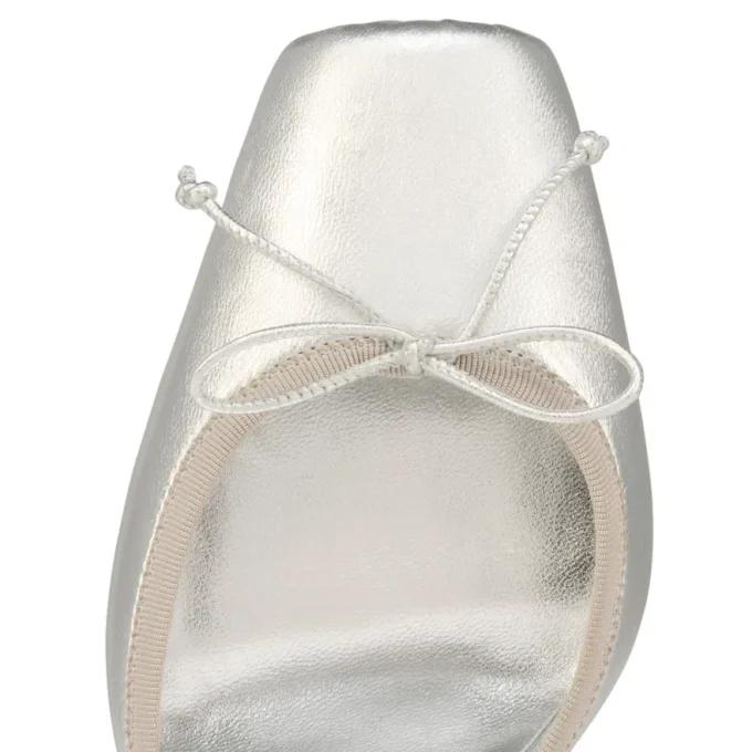 Cassia Schnürschuh – 100 mm Riemchenpumps – Laminiertes Lamm-Nappaleder – Silber – Damen Cassia Schnürschuh – 100 mm Riemchenpumps – Laminiertes Lamm-Nappaleder – Silber – Damen