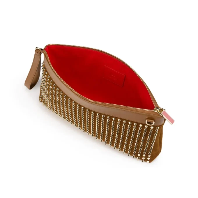 Funky – Etui – Kalbsleder mit umgekehrter Narbung und Spikes – Rhea Funky – Etui – Kalbsleder mit umgekehrter Narbung und Spikes – Rhea