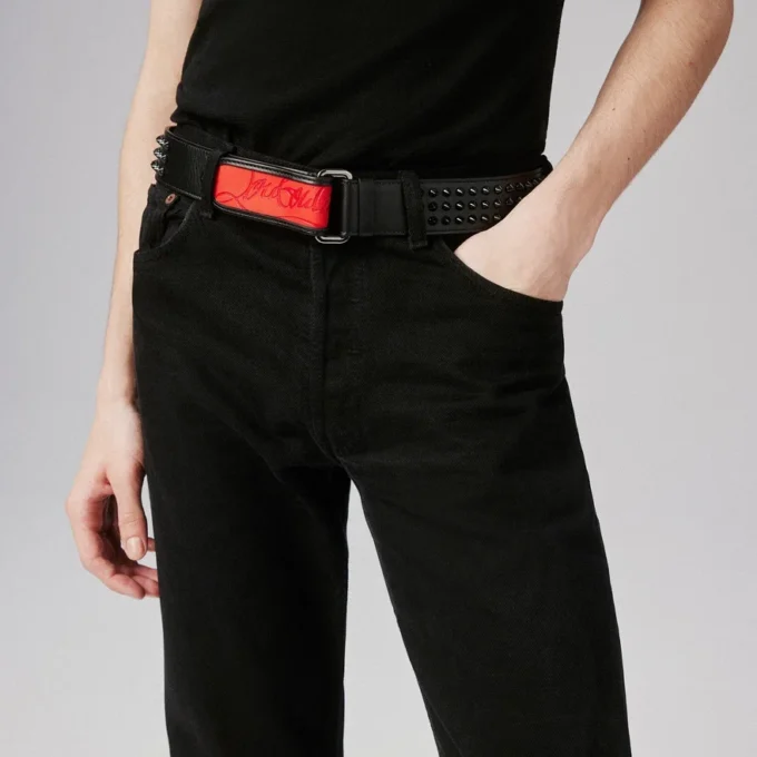 Loubi – Gürtel – Kalbsleder und Spikes – Schwarz Loubi – Gürtel – Kalbsleder und Spikes – Schwarz