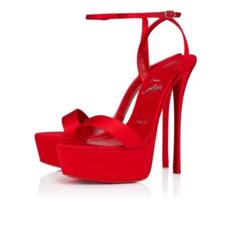 Loubi Queen Alta – 150 mm Riemchensandalen – Kreppsatin – Loubi – Damen