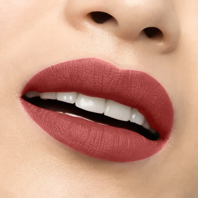 Rouge Louboutin Velvet Matte – Matt-Lippenstift – Bare Rococotte 013M Rouge Louboutin Velvet Matte – Matt-Lippenstift – Bare Rococotte 013M