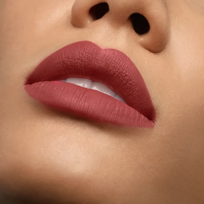 Rouge Louboutin Velvet Matte – Matt-Lippenstift – Bare Rococotte 013M Rouge Louboutin Velvet Matte – Matt-Lippenstift – Bare Rococotte 013M