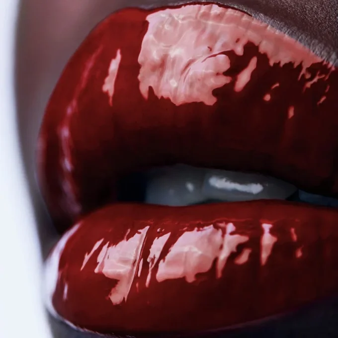 Rouge Stiletto Vinyl Gloss Burning Spice 415V Burning Spice – Christian Louboutin Beauty Vereinigte Staaten