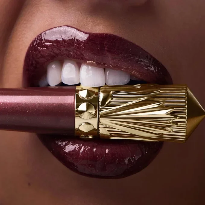 Rouge Stiletto Vinyl Gloss Mauve Heat 245V Mauve Heat – Christian Louboutin Beauty Vereinigte Staaten