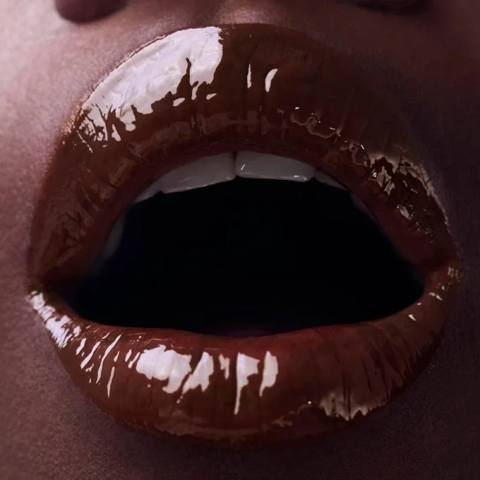 Rouge Stiletto Vinyl Gloss Smoky Nudy 392V Smoky Nudy – Christian Louboutin Beauty Vereinigte Staaten