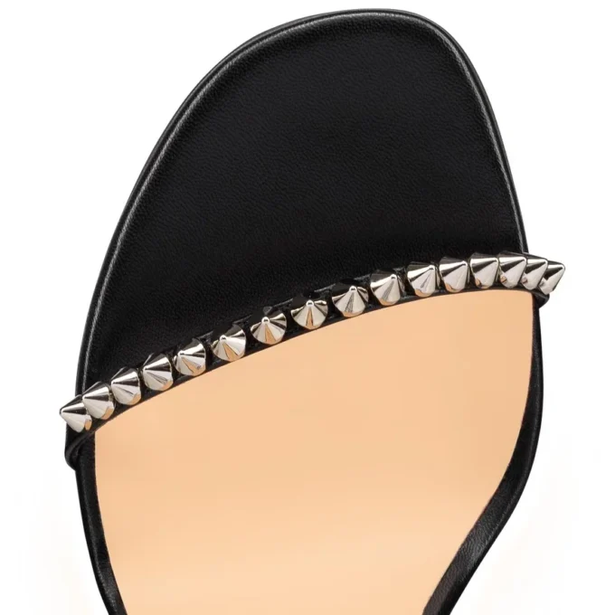 So Me – 100-mm-Riemchensandalen – Ziegenleder und Spikes – Schwarz – Damen So Me – 100-mm-Riemchensandalen – Ziegenleder und Spikes – Schwarz – Damen