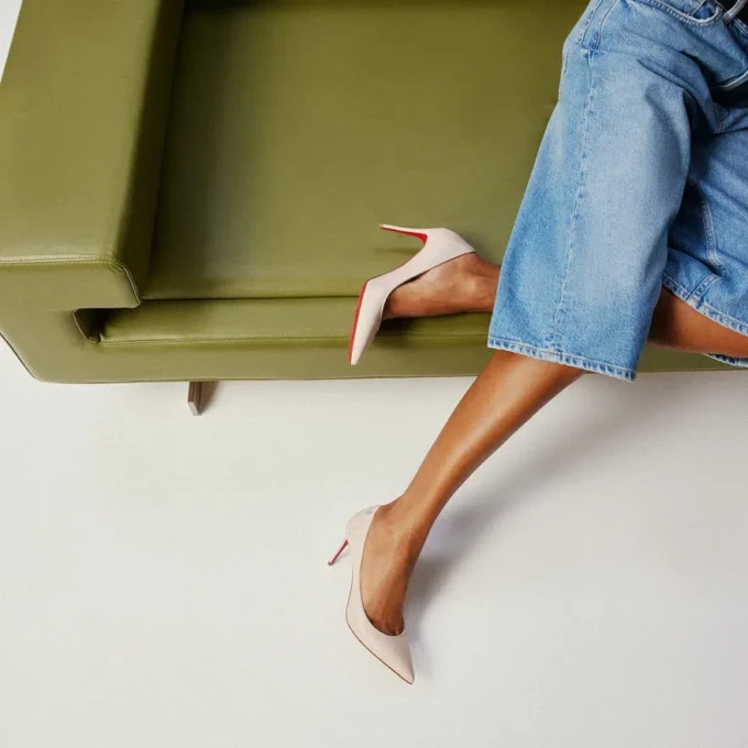 Sporty Kate – 85-mm-Pumps – Lamm-Nappaleder – Leche – Damen